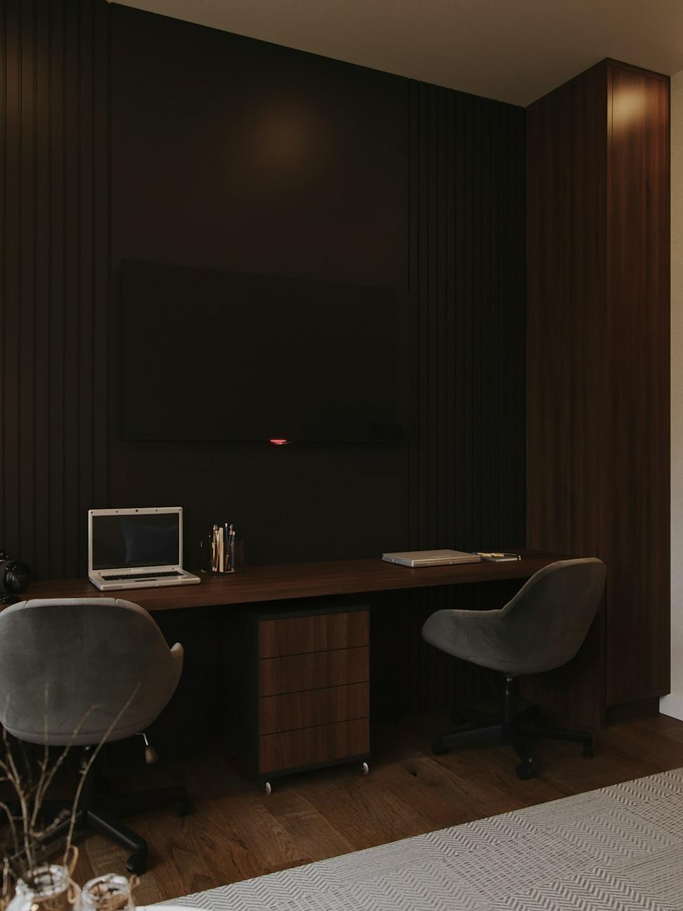 Executive Corner Suite